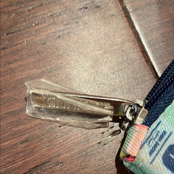 kate spade Pink and Yellow Bath & Body Collection - Picture 3 of 4